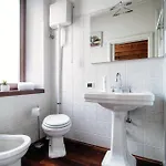 Loft Madera - By Myhomeincomo Apartamento Como