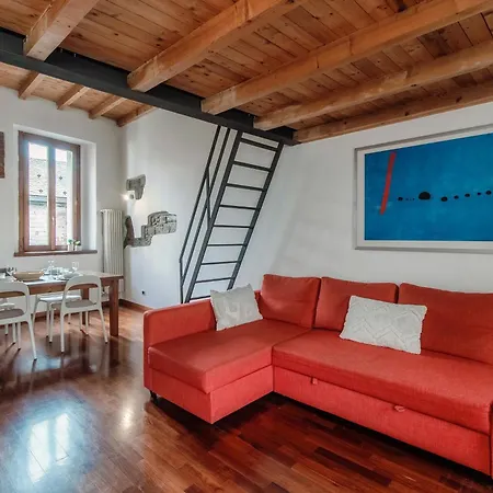 Loft Madera - By Myhomeincomo * コモ