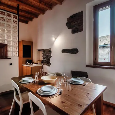 Loft Madera - By Myhomeincomo Apartamento